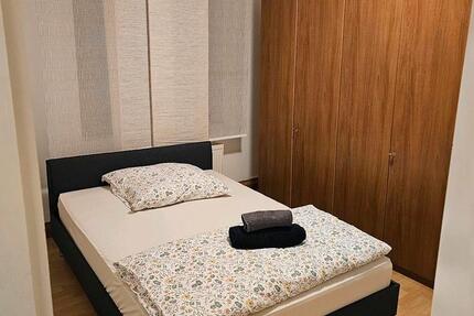 Wohnung Duisburg Rheinhausen - 1 Zimmer, 82 m&sup2;, 700&euro; | Angebot:24272978