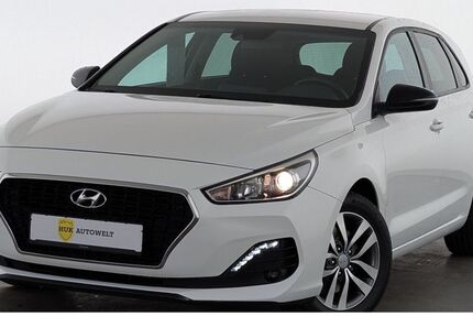 Hyundai i30 66.130 km 14.760 &euro; Düsseldorf 40599