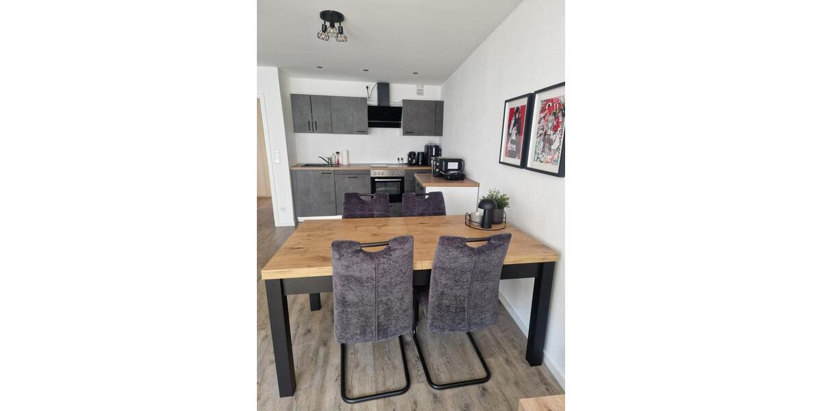 Etagenwohnung Langenfeld (Rheinland) - 2 Zimmer, 67 m&sup2;, 930&euro; | Angebot:25842757