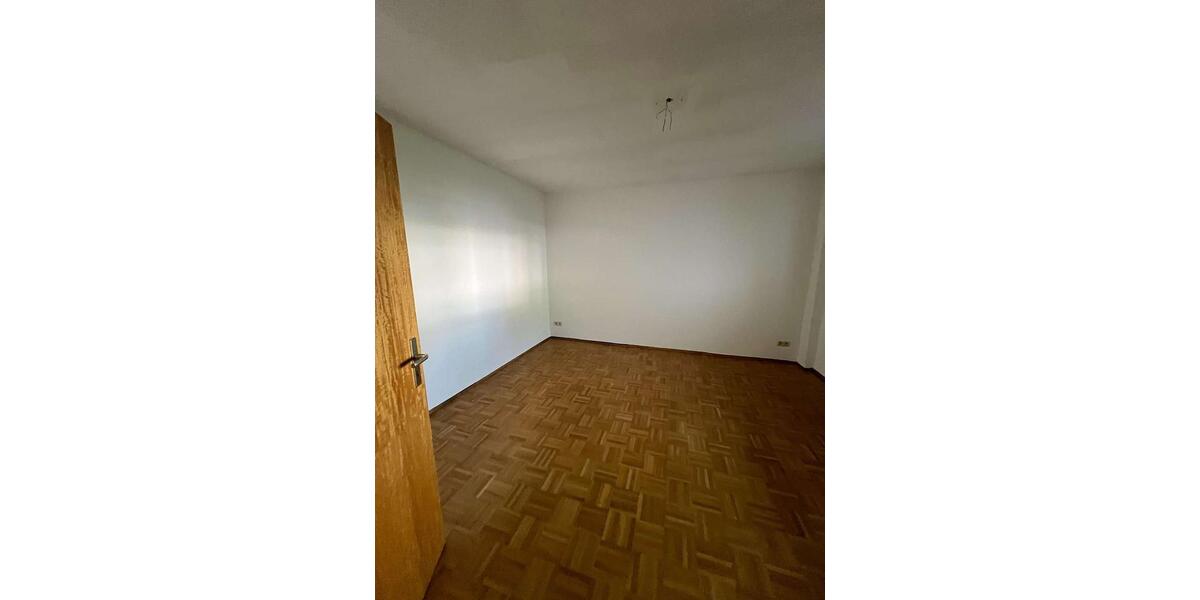 Etagenwohnung Essen Stadtbezirk III - 2 Zimmer, 55 m&sup2;, 500&euro; | Angebot:24652133