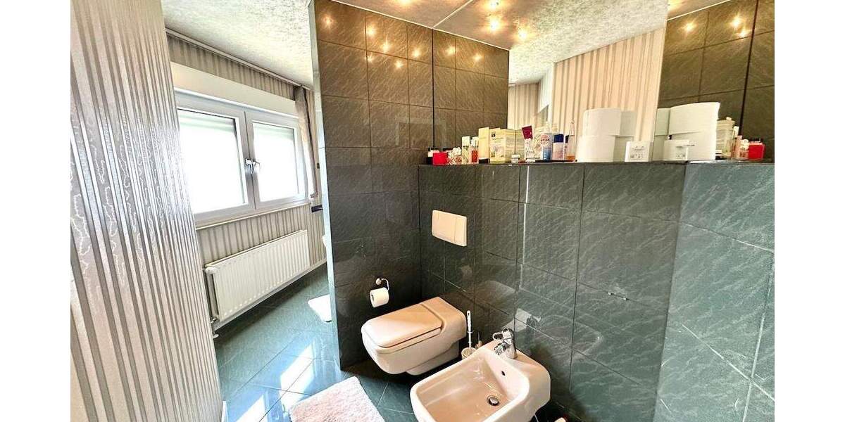 Doppelhaushälfte Grevenbroich Wevelinghoven - 3 Zimmer, 118 m&sup2;, 379.000&euro; | Angebot:25736808