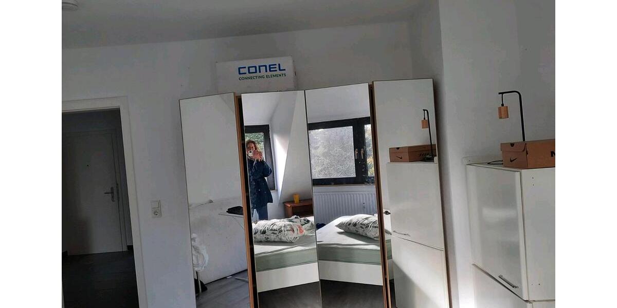 Dachgeschoßwohnung Essen Stadtbezirk III - 2.5 Zimmer, 48 m&sup2;, 469&euro; | Angebot:25875950