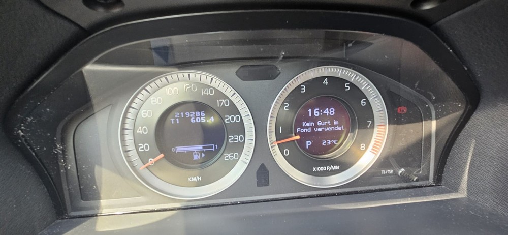 Volvo S60 222.000 km 12.500 &euro; Düsseldorf 40213