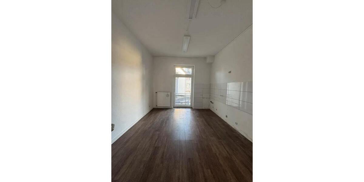 Etagenwohnung Essen Stadtbezirk VIII - 4 Zimmer, 130 m&sup2;, 1.170&euro; | Angebot:25272343