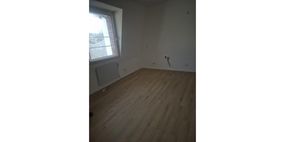 Dachgeschoßwohnung Essen Stadtbezirk III - 3 Zimmer, 79 m&sup2;, 790&euro; | Angebot:25790783