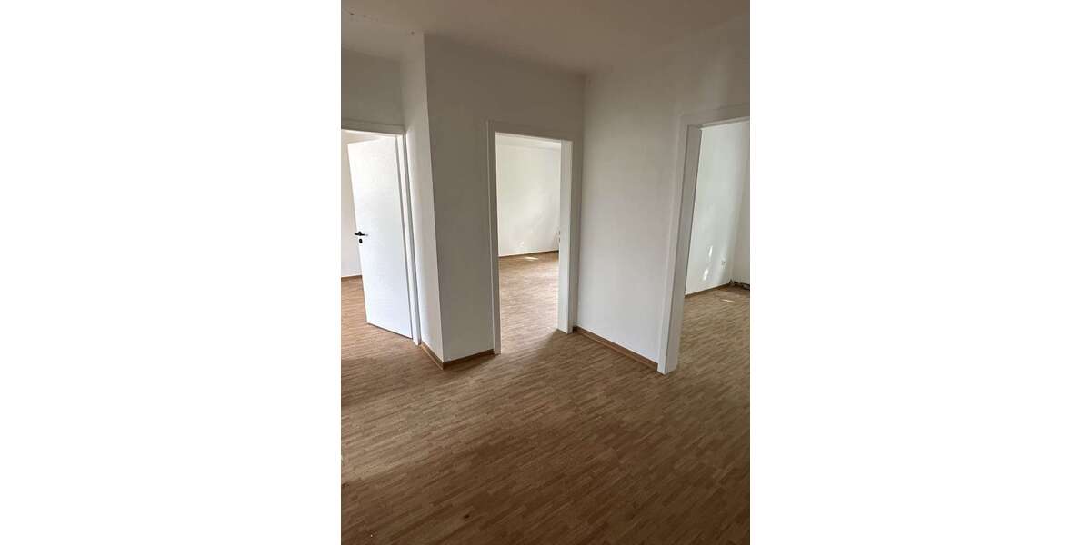 Etagenwohnung Essen Freisenbruch - 3 Zimmer, 66 m&sup2;, 490&euro; | Angebot:27543374