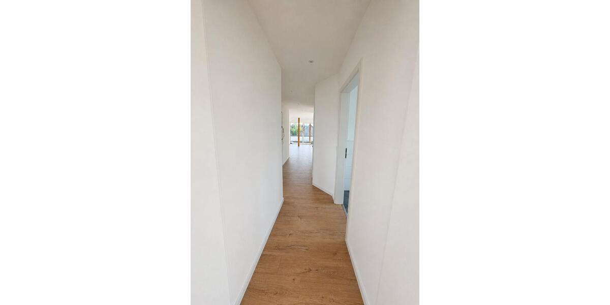 Etagenwohnung Duisburg Rheinhausen - 3 Zimmer, 136 m&sup2;, 1.190&euro; | Angebot:27553924