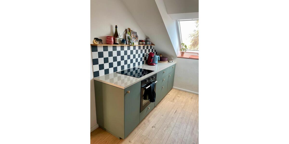 Dachgeschoßwohnung Krefeld Gellep-Stratum - 2.5 Zimmer, 60 m&sup2;, 168.000&euro; | Angebot:27197687