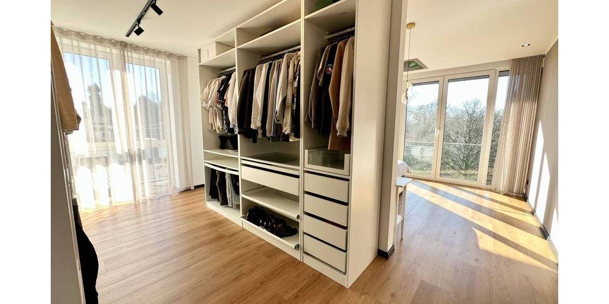 Einfamilienhaus Solingen / Wald Wald - 8 Zimmer, 323 m&sup2;, 1.190.000&euro; | Angebot:26043666