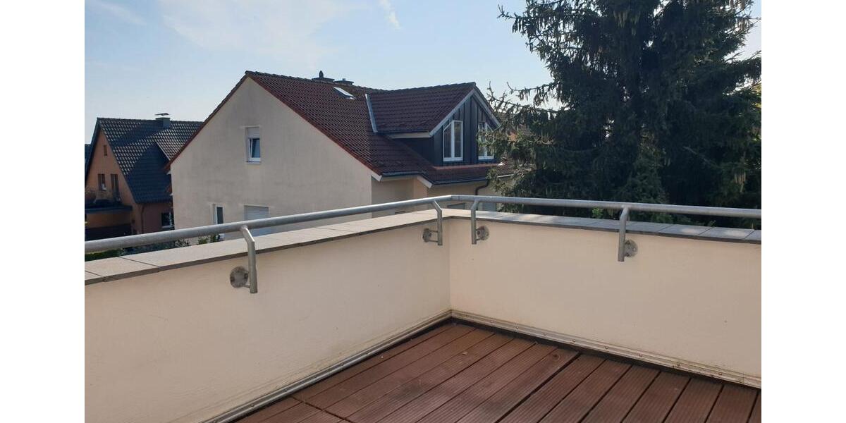 Dachgeschoßwohnung Langenfeld (Rheinland) - 3 Zimmer, 85 m&sup2;, 289.000&euro; | Angebot:26095167