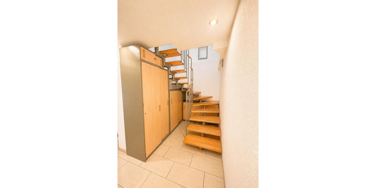 Terrassenwohnung Duisburg Angerhausen - 5 Zimmer, 140 m&sup2;, 1.900&euro; | Angebot:26423987