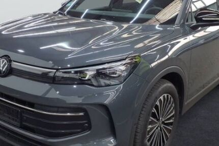 VW Tiguan 25.140 km 33.441 &euro; Meerbusch 40670
