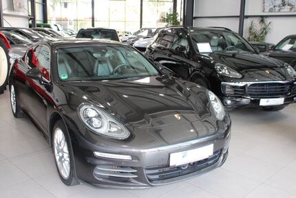 Porsche Panamera 153.500 km 27.899 &euro; Meerbusch 40667