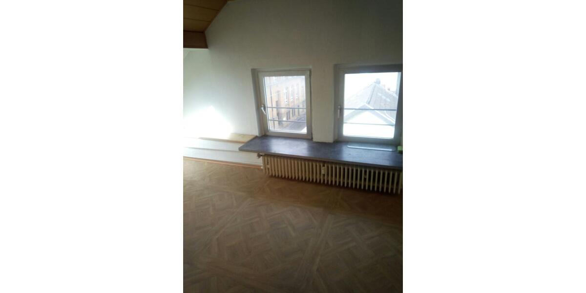 Dachgeschoßwohnung Wuppertal Barmen - 3 Zimmer, 75 m&sup2;, 599&euro; | Angebot:25960383