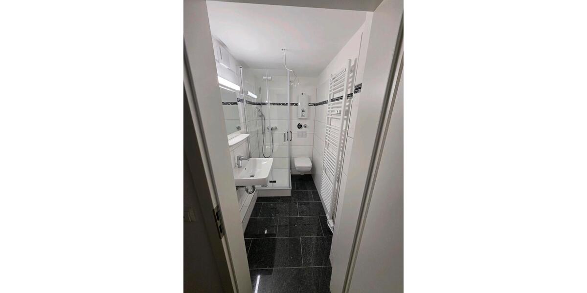 Etagenwohnung Düsseldorf Stadtbezirk 3 - 1 Zimmer, 42 m&sup2;, 600&euro; | Angebot:26023977