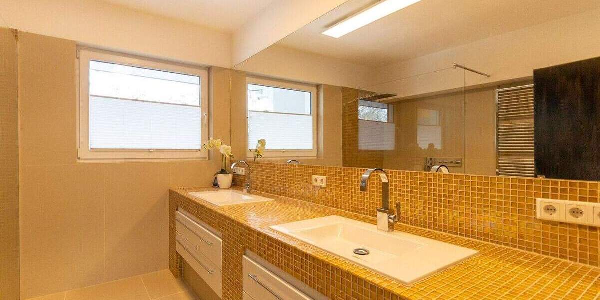 Einfamilienhaus Neuss Selikum - 9 Zimmer, 390 m&sup2;, 1.750.000&euro; | Angebot:25688844