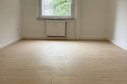Wohnung Duisburg Untermeiderich - 4 Zimmer, 65 m&sup2;, 520&euro; | Angebot:27183052