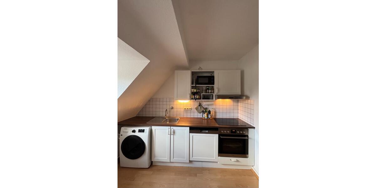 Dachgeschoßwohnung Essen Stadtbezirk III - 2 Zimmer, 53 m&sup2;, 620&euro; | Angebot:26003646