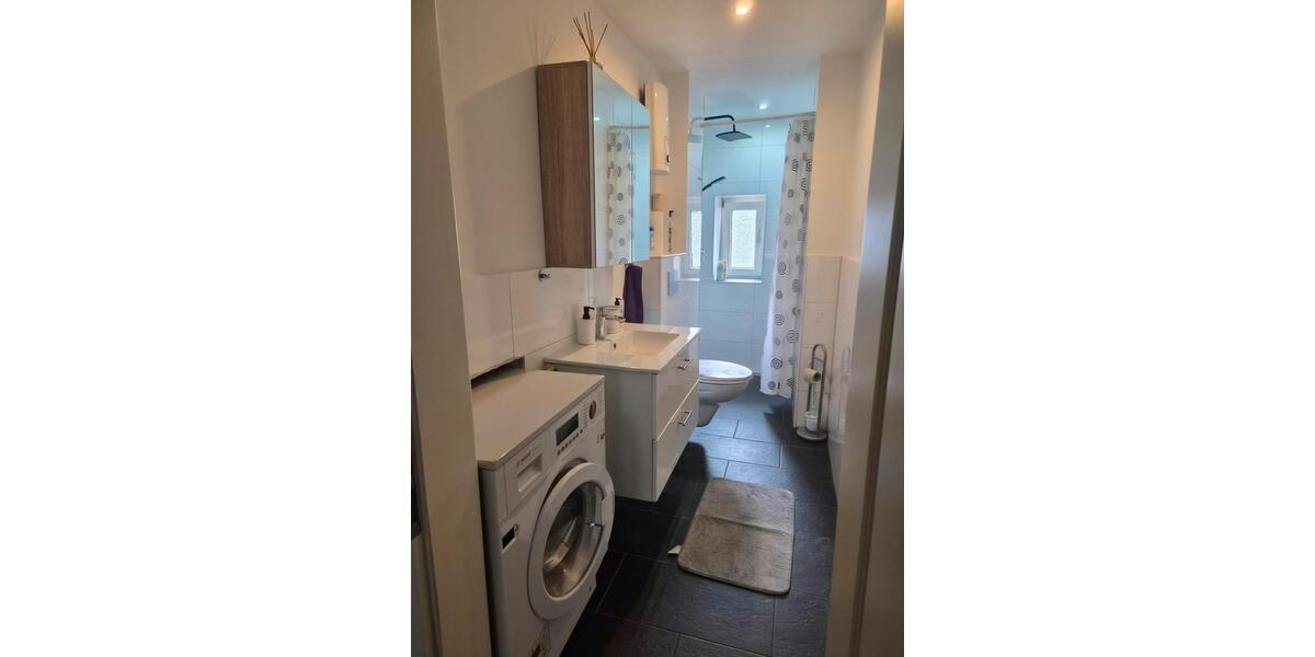 Erdgeschoßwohnung Duisburg Duisburg-Mitte - 2 Zimmer, 60 m&sup2;, 1.500&euro; | Angebot:27541998
