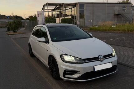 VW Golf 109.200 km 15.100 &euro; Oberhausen 46119