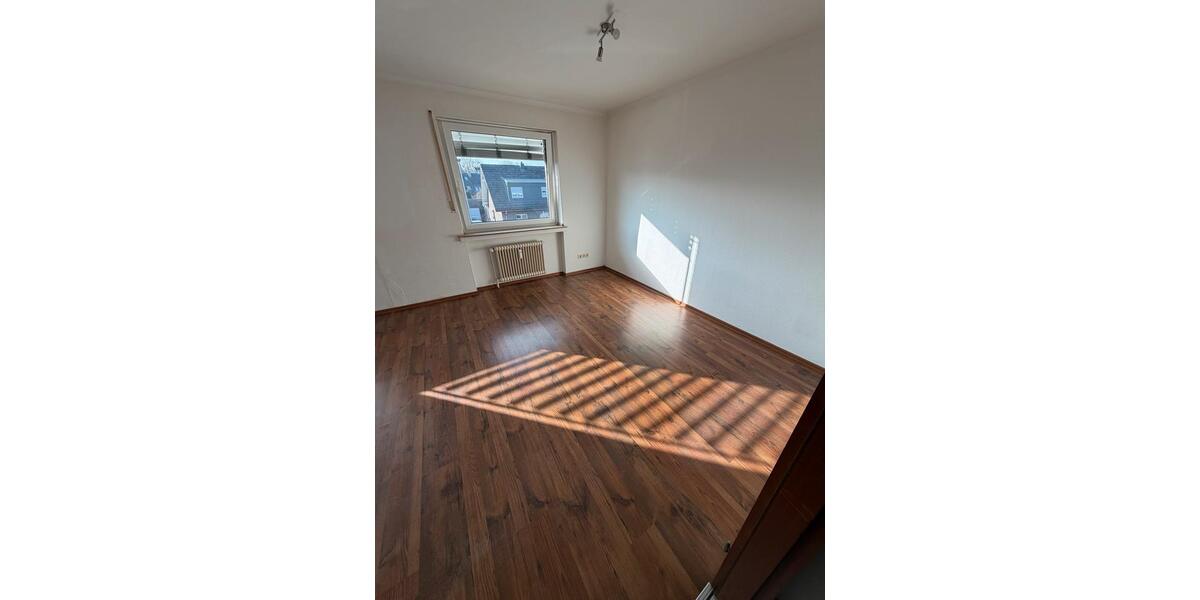 Etagenwohnung Dormagen Hackenbroich - 1 Zimmer, 30 m&sup2;, 710&euro; | Angebot:25484231