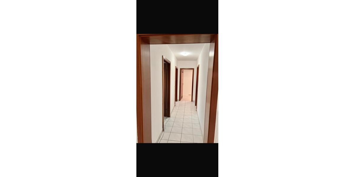 Etagenwohnung Essen Stadtbezirk VII - 4 Zimmer, 100 m&sup2;, 1.300&euro; | Angebot:27557495