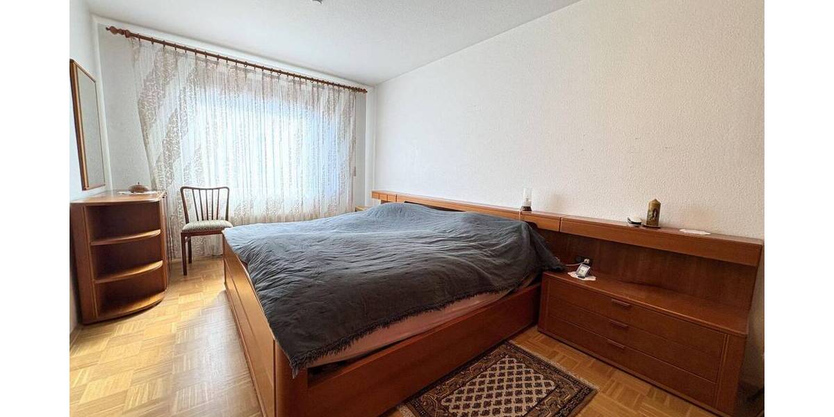 Etagenwohnung Moers Hülsdonk - 4 Zimmer, 104 m&sup2;, 279.000&euro; | Angebot:26595182