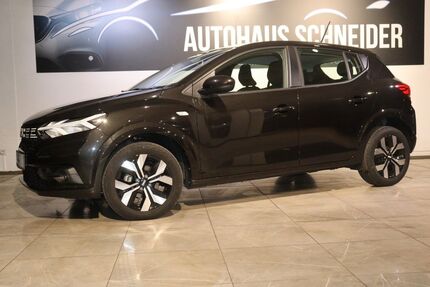 Dacia Sandero 14.183 km 16.900 &euro; Ratingen 40880