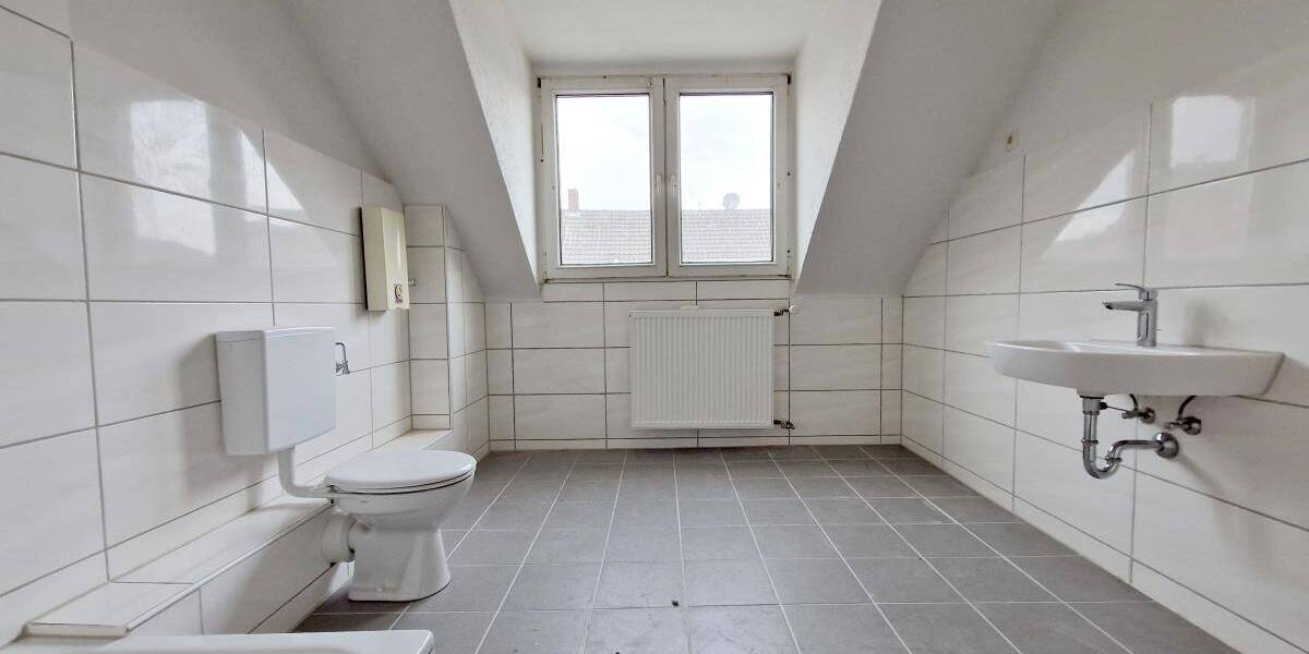 Mehrfamilienhaus, Wohnhaus Oberhausen Sterkrade-Mitte - 300.000&euro; | Angebot:26044282
