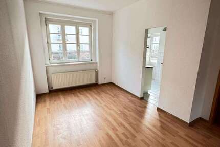 Wohnung Wuppertal Lichtenplatz - 4 Zimmer, 67 m&sup2;, 495&euro; | Angebot:25990332