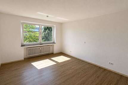 Wohnung Krefeld-Stadtmitte Stadtmitte - 3 Zimmer, 88 m&sup2;, 750&euro; | Angebot:26728957