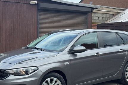 Fiat Tipo 41.000 km 11.450 &euro; Duisburg 47179