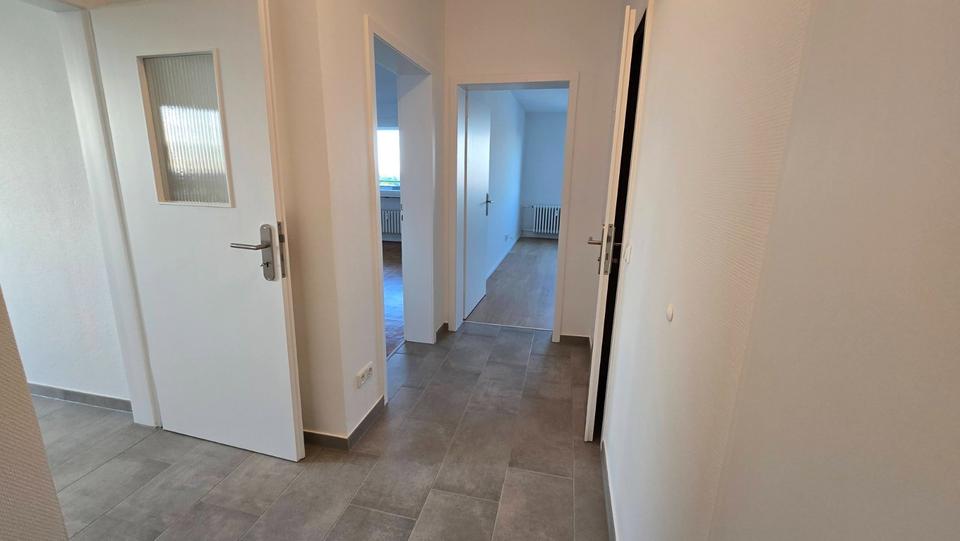 Etagenwohnung Essen Stadtbezirk VIII - 2.5 Zimmer, 67 m&sup2;, 680&euro; | Angebot:25935300