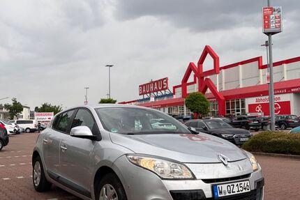 Renault Megane 109.300 km 3.550 &euro; Wuppertal 42287