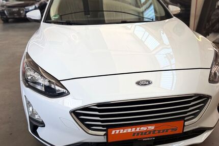 Ford Focus 137.300 km 8.980 &euro; Düsseldorf 40549