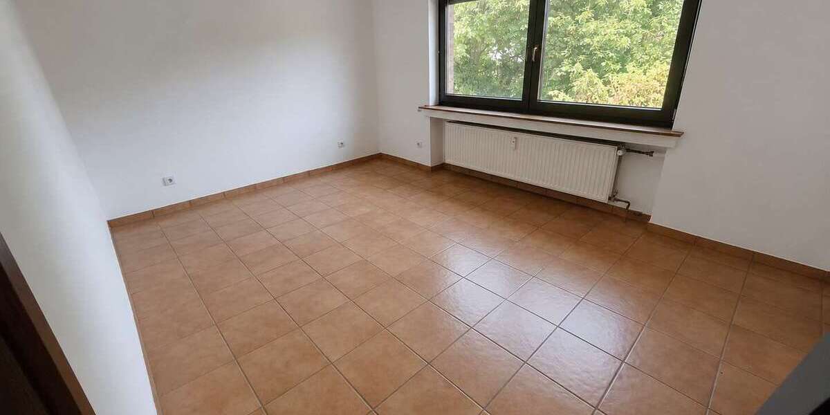Etagenwohnung Neuss / Weckhoven Weckhoven - 3 Zimmer, 65 m&sup2;, 1.150&euro; | Angebot:27164578