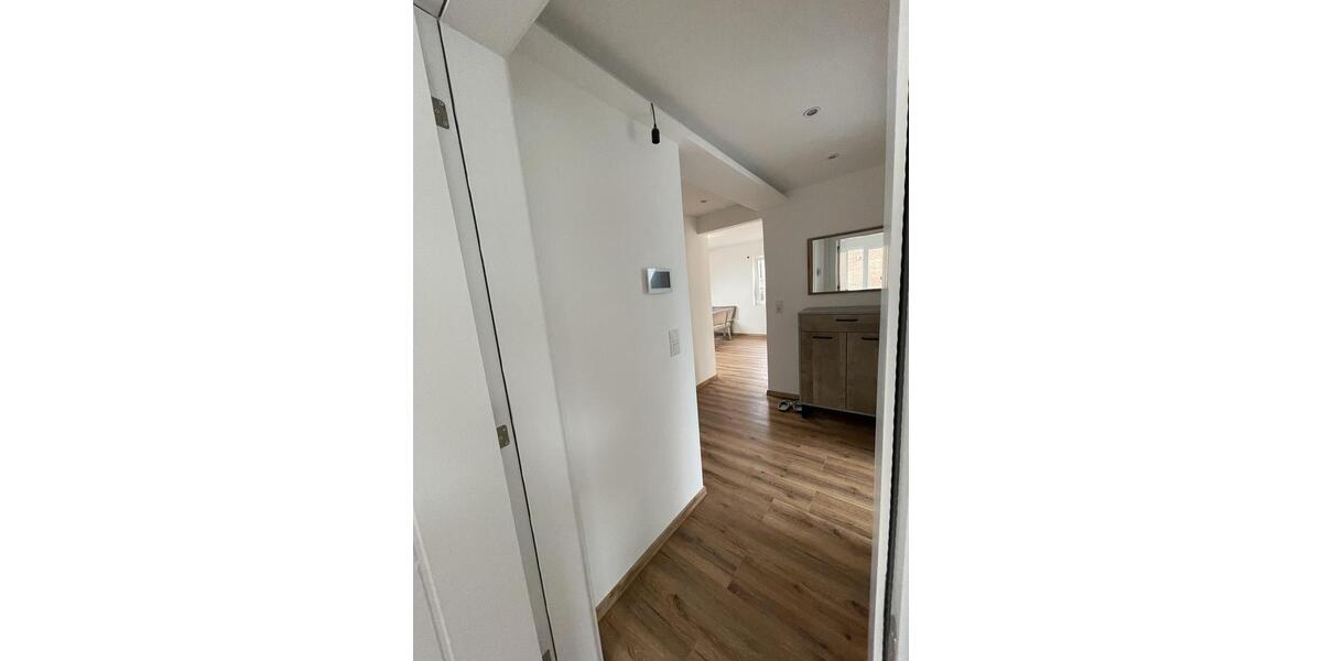 Maisonettenwohnung Düsseldorf Stadtbezirk 8 - 5 Zimmer, 95 m&sup2;, 2.800&euro; | Angebot:24600357