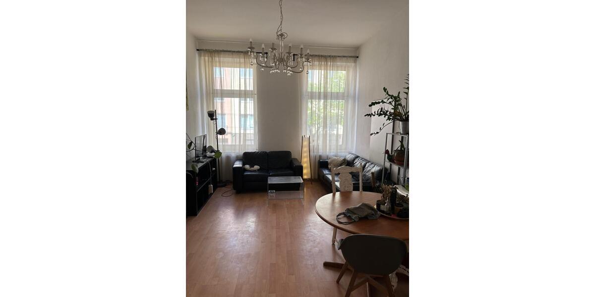 Etagenwohnung Düsseldorf Oberbilk - 4 Zimmer, 95 m&sup2;, 1.277&euro; | Angebot:26442793