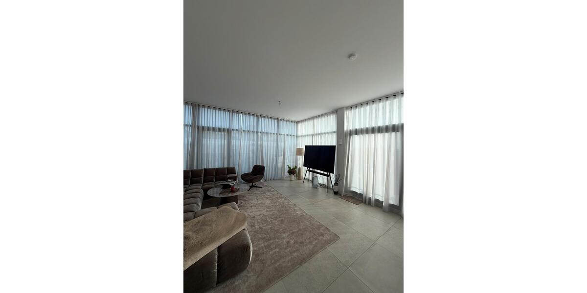 Einfamilienhaus Düsseldorf Stadtbezirk 2 - 4 Zimmer, 163 m&sup2;, 3.900&euro; | Angebot:25756632