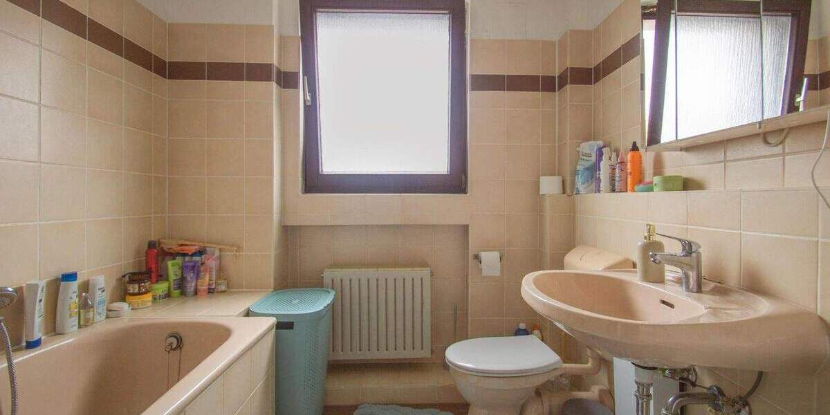 Doppelhaushälfte Krefeld Verberg - 4 Zimmer, 102 m&sup2;, 339.999&euro; | Angebot:25692528