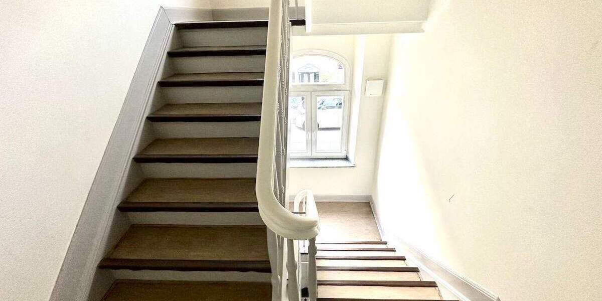 Mehrfamilienhaus, Wohnhaus Düsseldorf Heerdt - 6 Zimmer, 178 m&sup2;, 889.000&euro; | Angebot:25736814