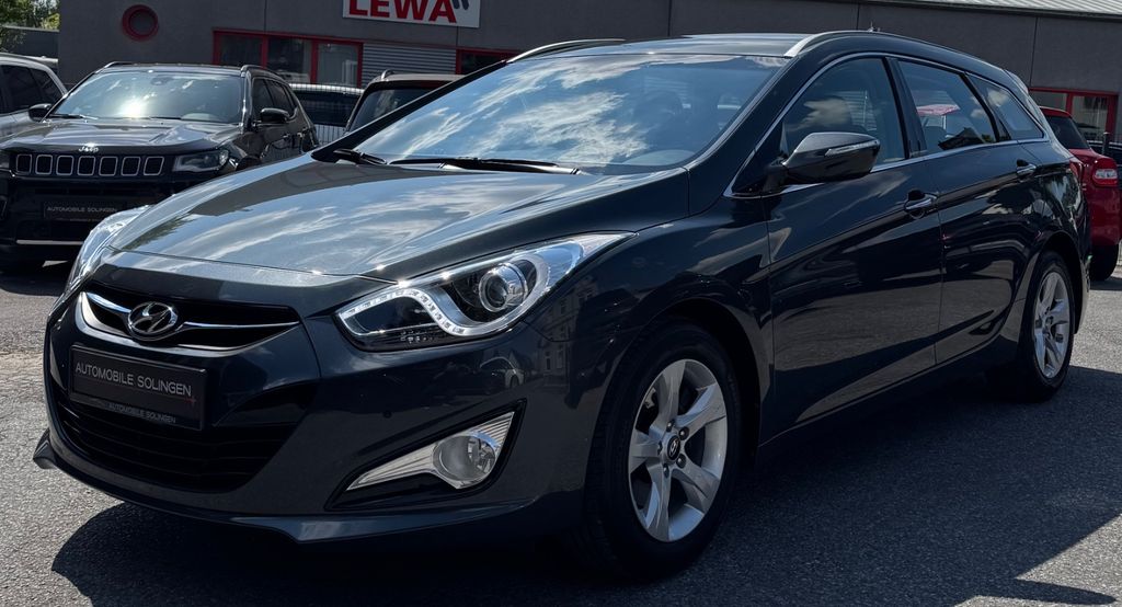 Hyundai i40 63.100 km 11.890 &euro; Solingen 42653