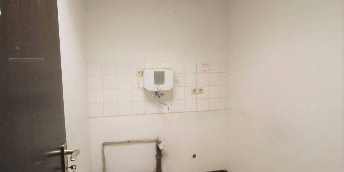 Gewerbeobjekt Krefeld Stadtmitte - 9 Zimmer, 214 m&sup2;, 1.200&euro; | Angebot:25684500