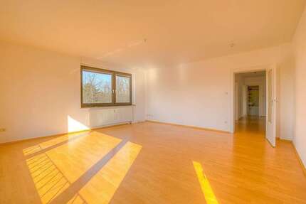Wohnung Düsseldorf Carlstadt - 4 Zimmer, 100 m&sup2;, 1.500&euro; | Angebot:26411000