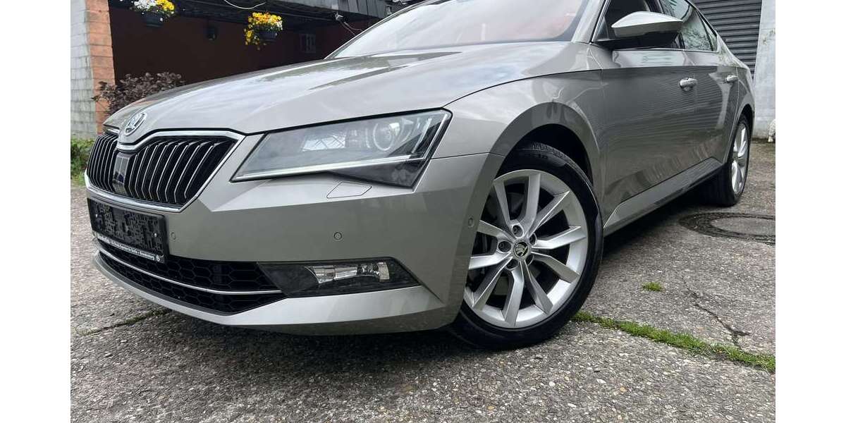 Skoda Superb 39.000 km 20.950 &euro; mülheim 45478