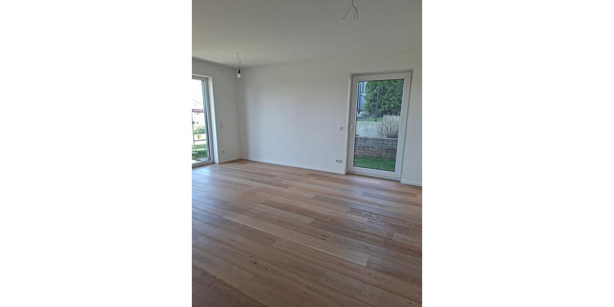 Terrassenwohnung Wuppertal Eckbusch - 2 Zimmer, 60 m&sup2;, 900&euro; | Angebot:25719976