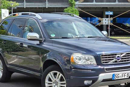 Volvo XC90 210.000 km 10.900 &euro; Solingen 42699