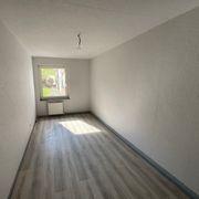 Etagenwohnung Remscheid Lüttringhausen - 3 Zimmer, 74 m&sup2;, 513&euro; | Angebot:23619681