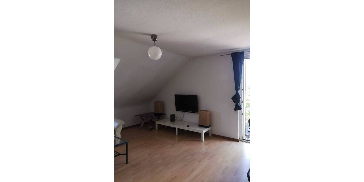 Etagenwohnung Düsseldorf Oberbilk - 2 Zimmer, 73 m&sup2;, 900&euro; | Angebot:26036663