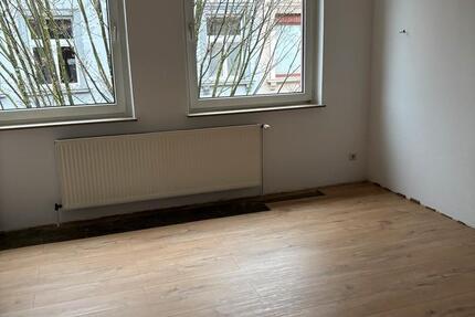 Wohnung Wuppertal Elberfeld - 2 Zimmer, 64 m&sup2;, 680&euro; | Angebot:25223737